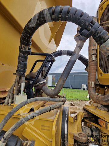 Wywrotka Caterpillar 735C