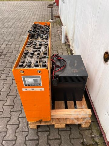Reachtruck STILL FM-12 I defekter Schubmaststapler