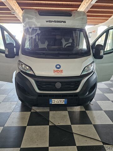 Polointegrovaný obytný vůz 2024 Fiat Ducato Weinsberg Carasuite Automatico | Posti letto per 5