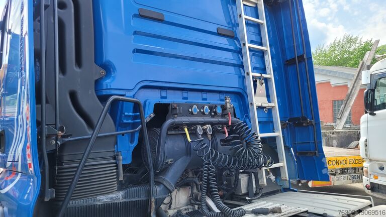 Volumen SZM MAN 18.440 XXL Hubkupplung 2 Tank Standklima