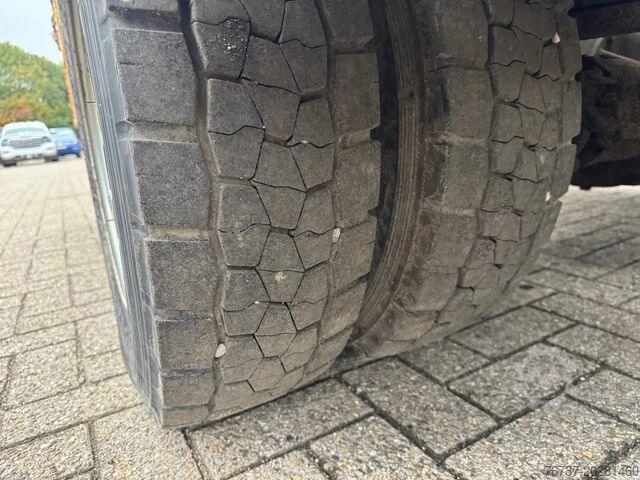 Hefplatform Renault Midlum 190 **WORKING PLATFORM-NACELLE**