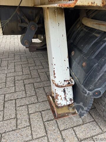 Hefplatform Renault Midlum 190 **WORKING PLATFORM-NACELLE**