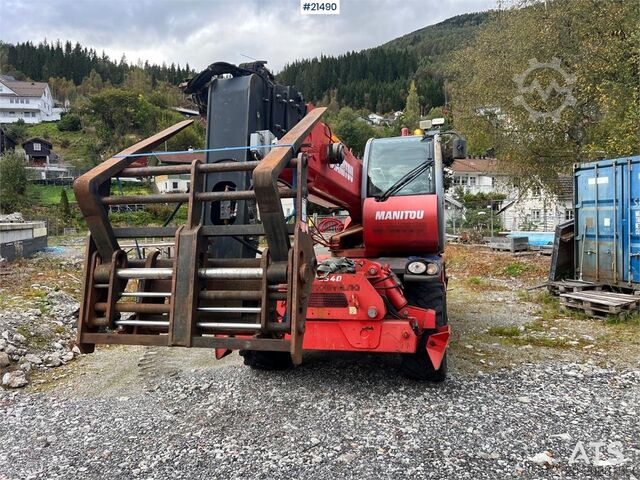 Telescooplader Manitou MRT2540 w/ radio control, crew basket, 2 sets of p