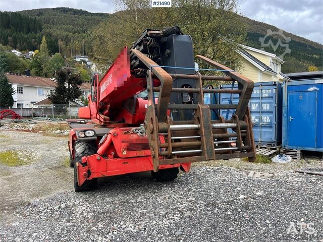 Telescooplader Manitou MRT2540 w/ radio control, crew basket, 2 sets of p