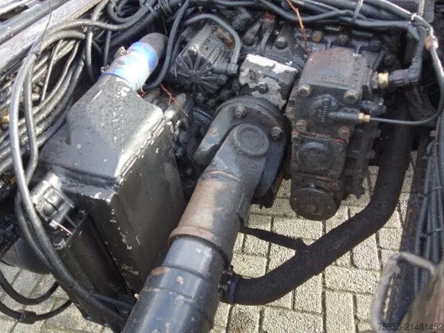 Fahrgestell mit Fahrerhaus MAN 33.464 F2000 F2000 6X4 STEELSPRINGS TREKKER CHA...