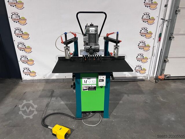 Line boring machine for holes DETEL M9