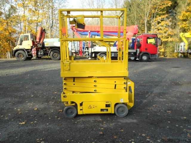 Werkplatform GENIE GS 1330, Leichtscherenarbeitsbühne Genie 5,9 m
