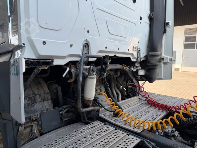 Standardni tegljač MERCEDES-BENZ Actros 1845 SZM 4x2 Retarder Kipph.