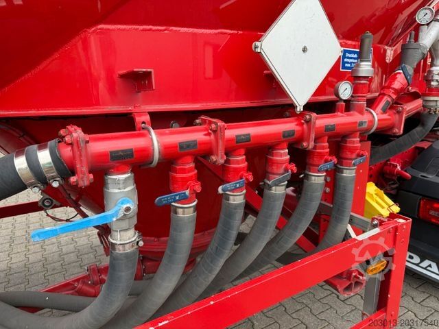 Silo oplegger FELDBINDER EUT 54.3 liegend. Silo 54.000 Liter 3 Achs