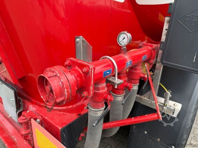 Silo oplegger FELDBINDER EUT 54.3 liegend. Silo 54.000 Liter 3 Achs