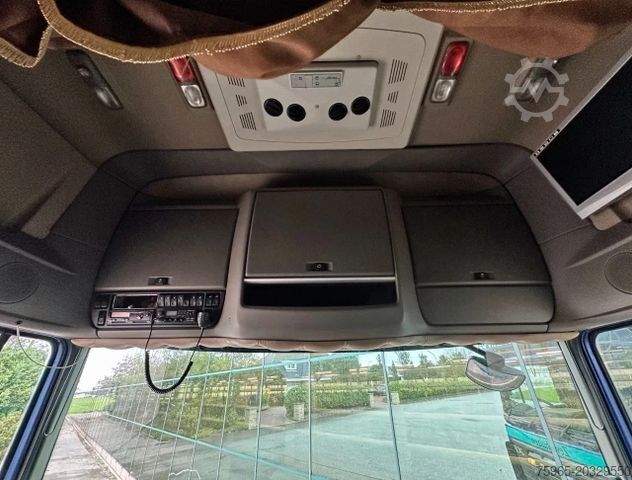 Τυπική μονάδα τράκτορα DAF XF 105.460 SSC MANUAL GEARBOX RETARDER - INTARDE