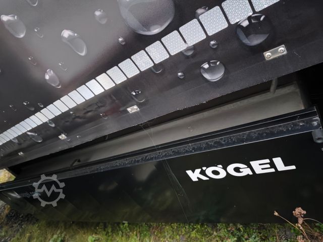 Nyitott ponyvás félpótkocsi KÖGEL S24 SafeServer RSAB Quickslide Liftachs Paletten