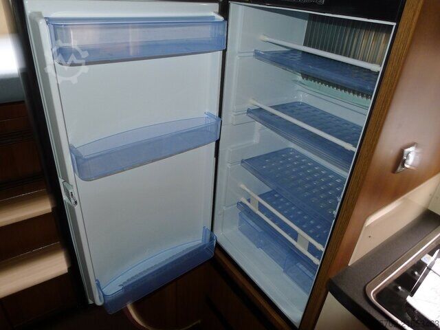 Van Carthago C-Tourer Teilintegriert 2,3 150