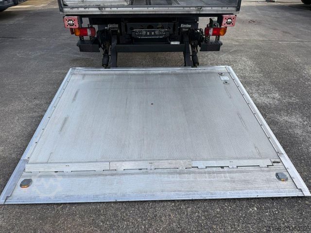 Hűtős teherautó MAN TGL 12.250 BL Kühlkoffer 6 m LBW 1,5T*THERMOKING