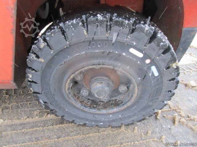 Dieselové vysokozdvižné vozíky Nissan 4 Ton.-Triplex-FH 4,5m + Seitenschieber