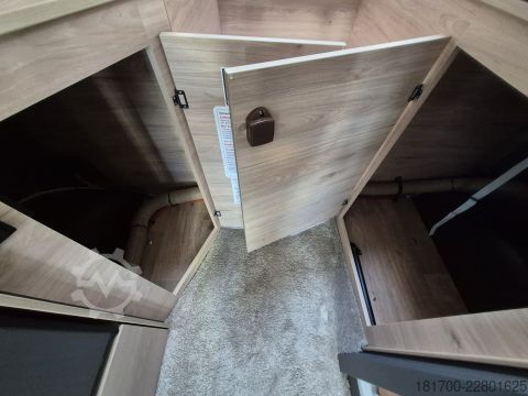 Poluintegrisani kamper Dethleffs Globebus Camp T 4 AUTOMATIK