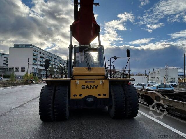 Full-container reach stacker Sany SRSC45G5-P - PIGGYBACK SPREADER