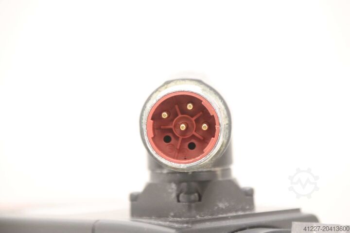 Servo zupčasti motor Siemens Wittenstein 1FK7042-2AF71-1RG0  SP 075S-MC1-4