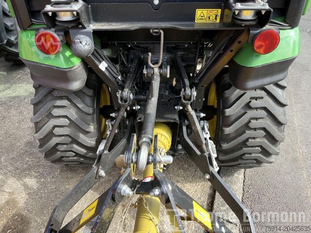 Tractor John Deere 1026R