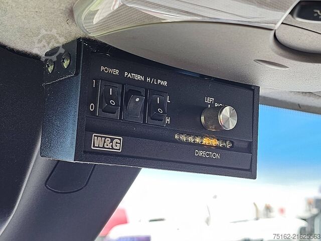 Yüksek tavanlı istasyon vagonu MERCEDES-BENZ SPRINTER 519 L2H2 V6 Airco 3.0Ltr