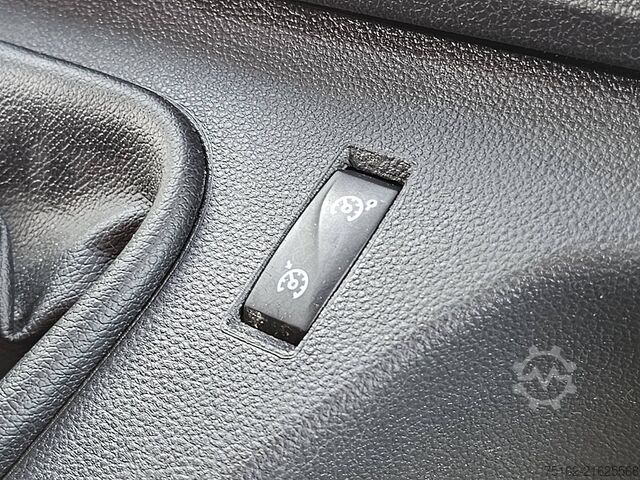 Suitcase OPEL MOVANO 2.3 Bakwagen Laadklep!