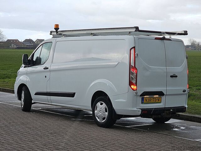 High-roof van FORD TRANSIT CUSTOM 2.0 TDCI 130 L2H1