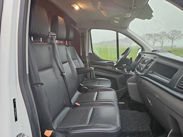 High-roof van FORD TRANSIT CUSTOM 2.0 TDCI 130 L2H1