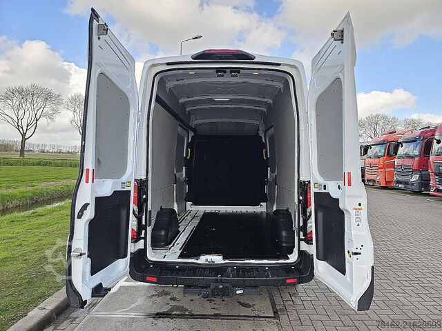 High-roof van FORD TRANSIT 2.0 L3H3 2x Schuif Autom