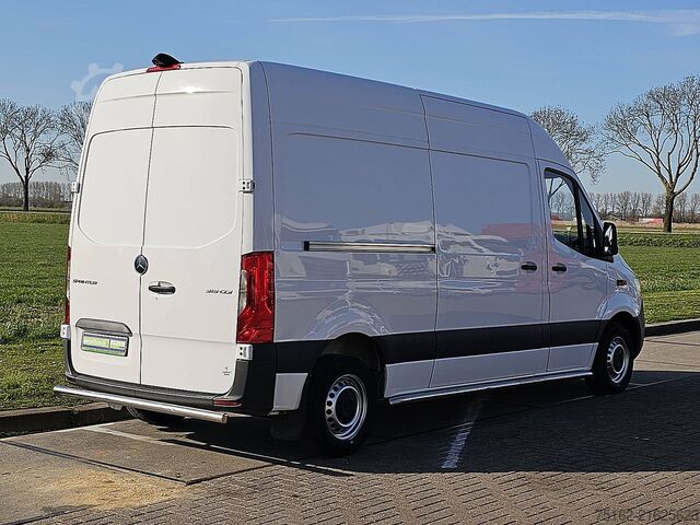 Yüksek tavanlı istasyon vagonu MERCEDES-BENZ SPRINTER 315 L2H2 Mbux 3-Zits AC!
