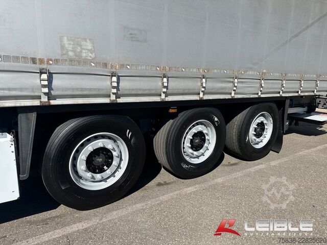 Semirimorchio con telone SCHMITZ CARGOBULL SCS Tautliner mit LBW / Ladebordwand Bär 2t