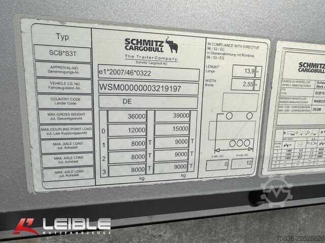 Semirimorchio con telone SCHMITZ CARGOBULL SCS Tautliner mit LBW / Ladebordwand Bär 2t