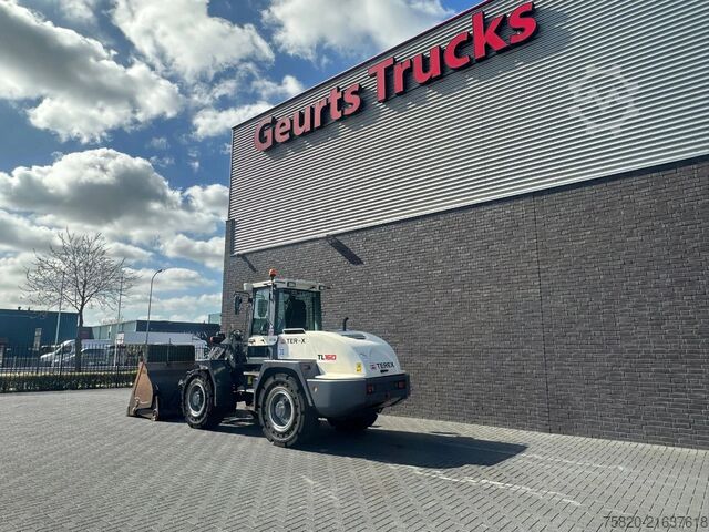 Loader Terex TL 160 +HOOGKIEPBAK+HYDRAULISCHE+VEEGBORSTEL