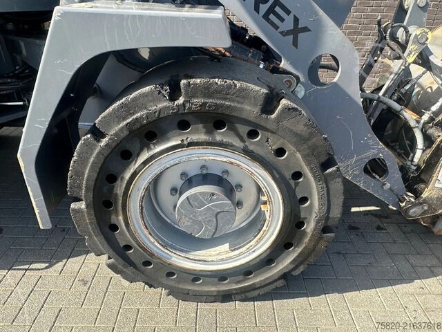 Lader Terex TL 160 +HOOGKIEPBAK+HYDRAULISCHE+VEEGBORSTEL
