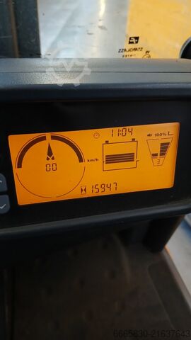 Viljuškar Jungheinrich EFG220 SP GE 115-450DZ