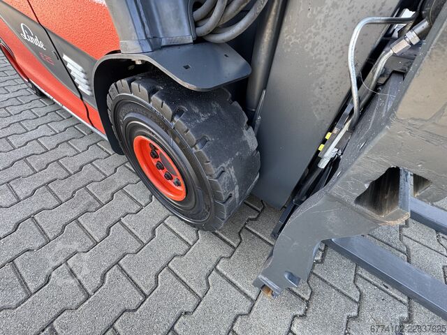 Elektrisk – 4 hjul Linde E25 + Ladegerät NEU 80100--EK