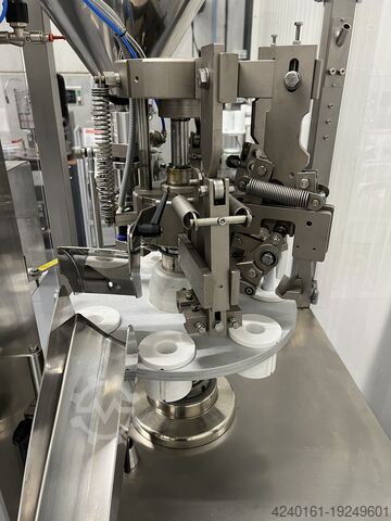 Tube filling machine Axomatic Optima 700 ALU