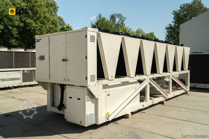 Koeler New Aircooled chiller Panasonic ECO i W SW N EVO P SWVN0660CA 644 kW