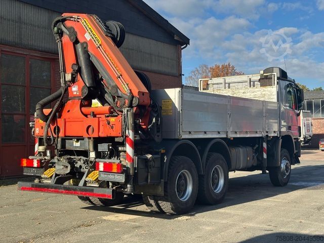 Grúa montada en camión MERCEDES-BENZ Actros 3341 6x6 Pritche Kran 33002 Funk Bohrer