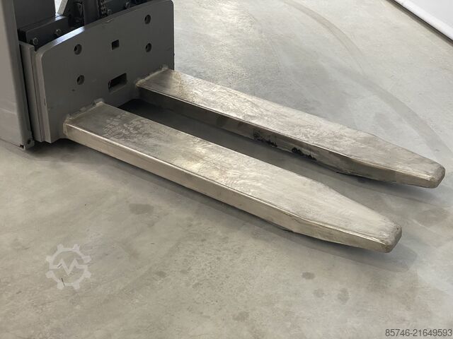 ECE 310 * DEMO !! Atex EX 3G / Zone 2 !! NEW battery !! JUNGHEINRICH ECE 310 * DEMO !! Atex EX 3G / Zone 2 !! NEW battery !!