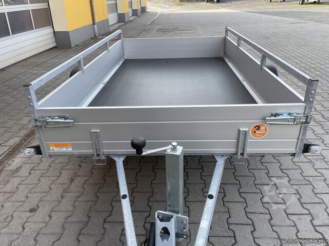 PKW-Anhänger Saris 255cm x 153cm 1,5t Rampen+kl. Frontwand