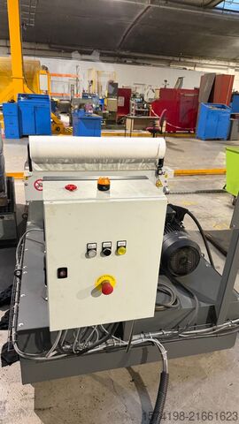 Vertical machining center HASS EC 16000