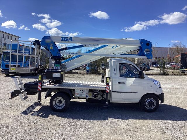 Mobil arbejdsplatform Socage ForSte 16A