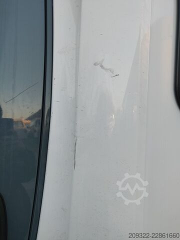 Campingvogn Fiat Ducato Weinsberg Carasuite 2024 | Cambio automatico | 5 posti letto