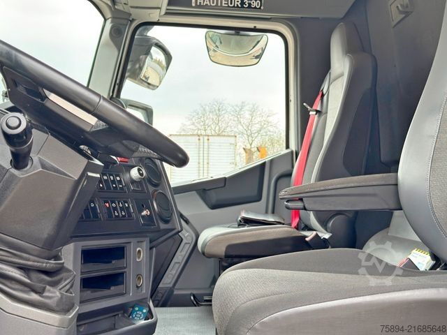 Truck mounted crane RENAULT T 380 * Abschleppwagen 7,50m* KRAN/FUNK * TOP