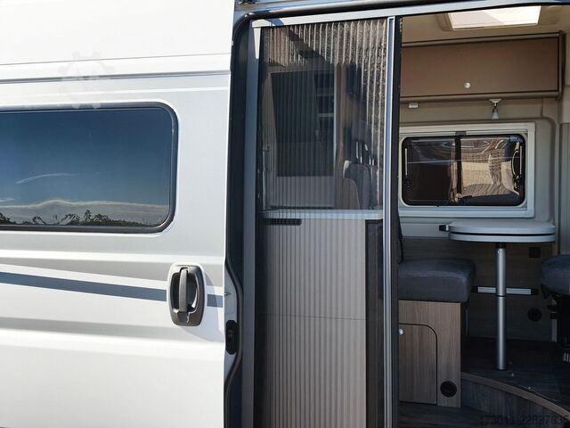 Kamper CARADO CV640 Pro+ Automat  140PS Markise ACC
