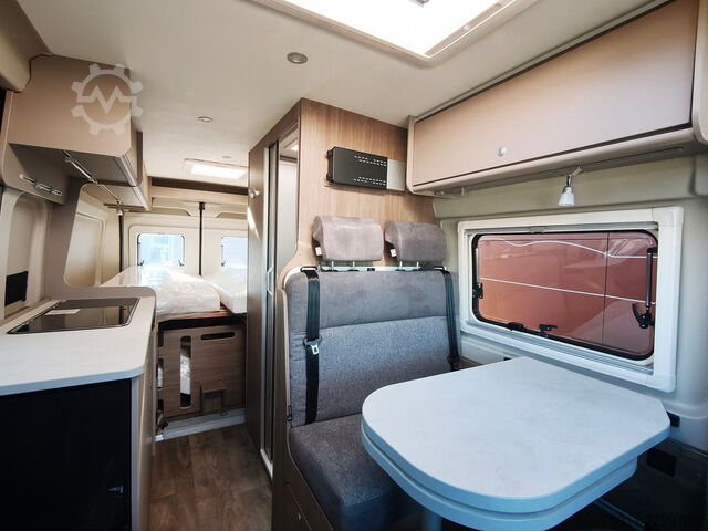 Kamper CARADO CV640 Pro+ Automat  140PS Markise ACC