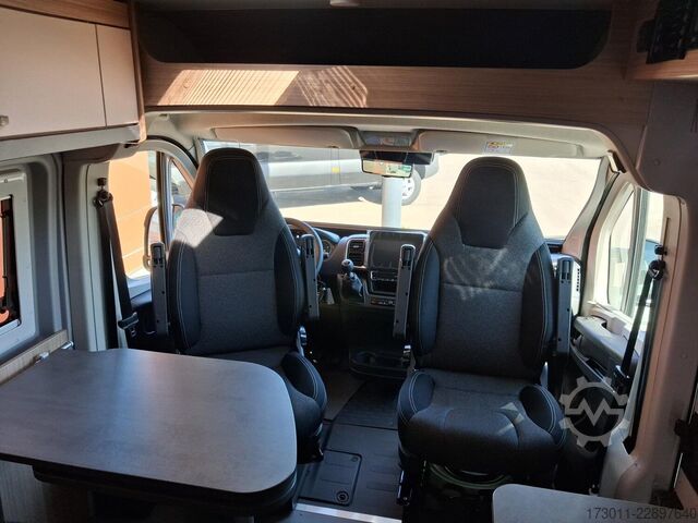 Kamper PÖSSL Summit 640 Citroen 140PS Lithium Solar Premium