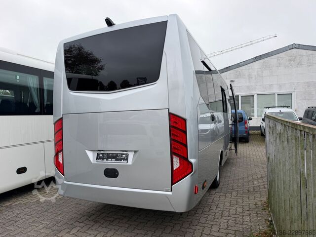 Minibus MERCEDES-BENZ Sprinter 519 CDI 31 Sitzplätze VIP Kofferraum