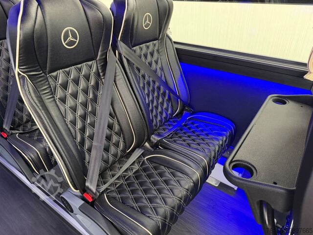 Minibus MERCEDES-BENZ Sprinter 519 CDI 31 Sitzplätze VIP Kofferraum