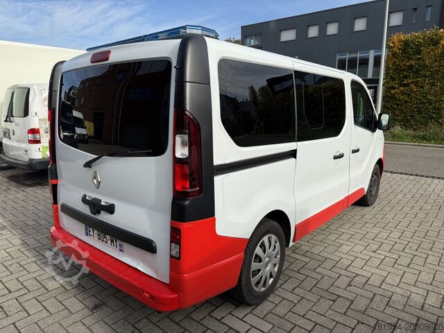 Ambulance Renault trafic 1.6dci ambulance ziekenwagen